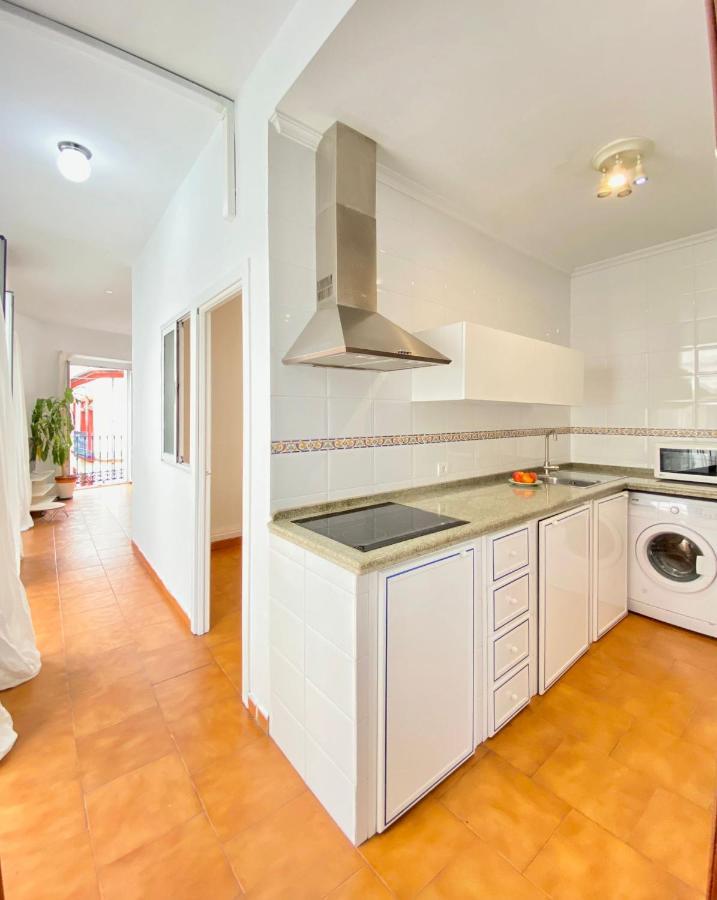 Comfortable Studio Old Town, Parking Optional Σεβίλλη Εξωτερικό φωτογραφία
