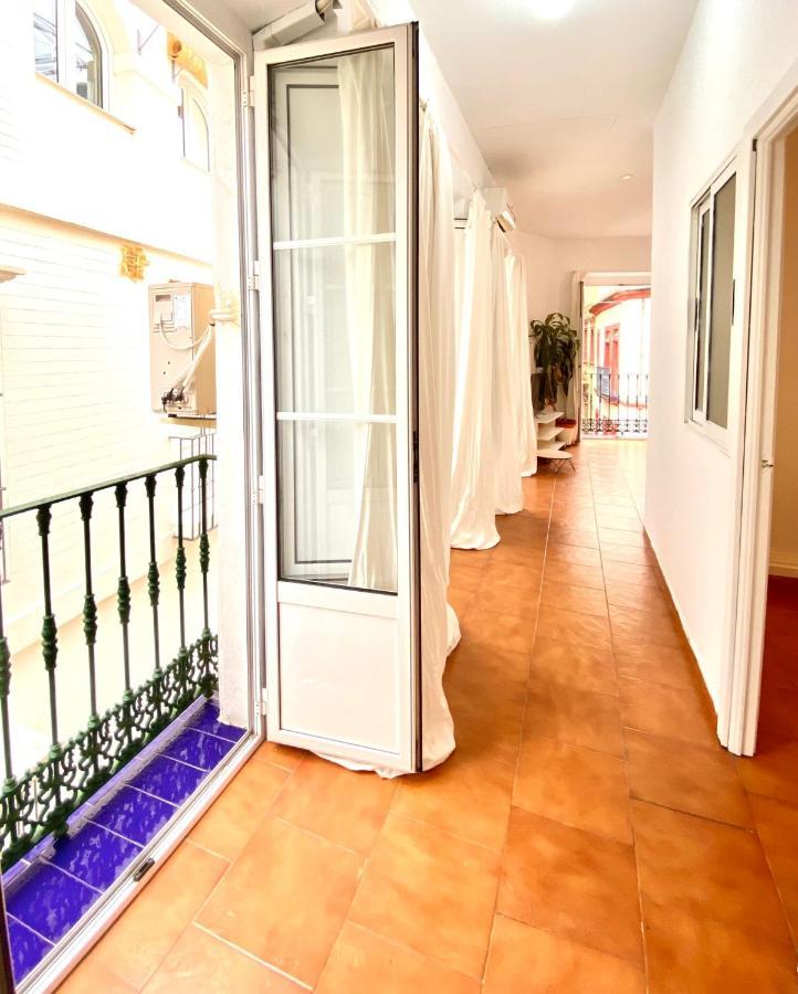 Comfortable Studio Old Town, Parking Optional Σεβίλλη Εξωτερικό φωτογραφία