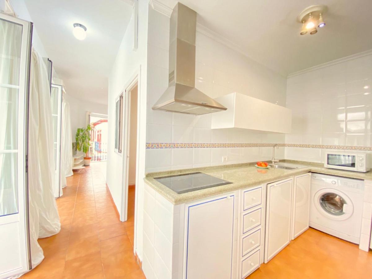 Comfortable Studio Old Town, Parking Optional Σεβίλλη Εξωτερικό φωτογραφία