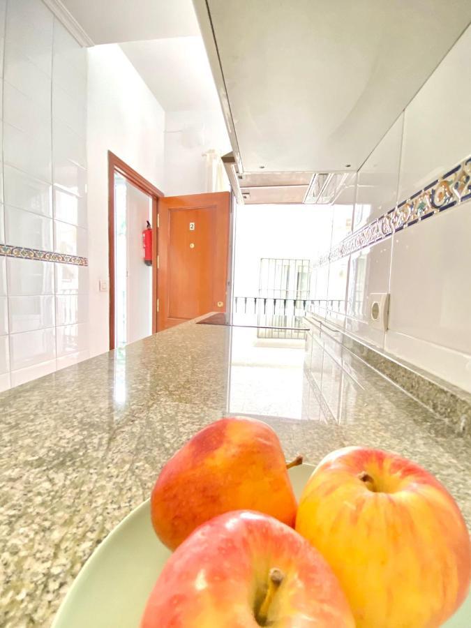 Comfortable Studio Old Town, Parking Optional Σεβίλλη Εξωτερικό φωτογραφία