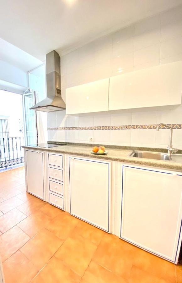 Comfortable Studio Old Town, Parking Optional Σεβίλλη Εξωτερικό φωτογραφία